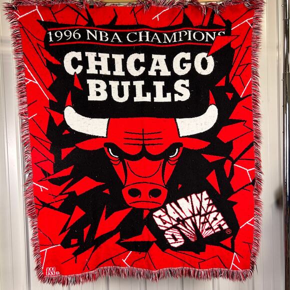 Chicago Bulls 1996 NBA Champions Northwest Company Throw Blanket - Picture 1 of 8